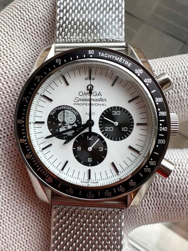 Omega Speedmaster Professional Apollo 13 50th Anniversary Silver Snoopy Award Watch