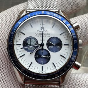 Omega Speedmaster Professional Apollo 13 50th Anniversary Silver Snoopy Award Watch