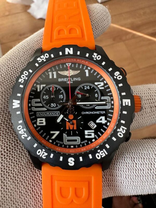 Breitling Endurance Chronometer Quartz Movement 44mm Red Dial Rubber Strap
