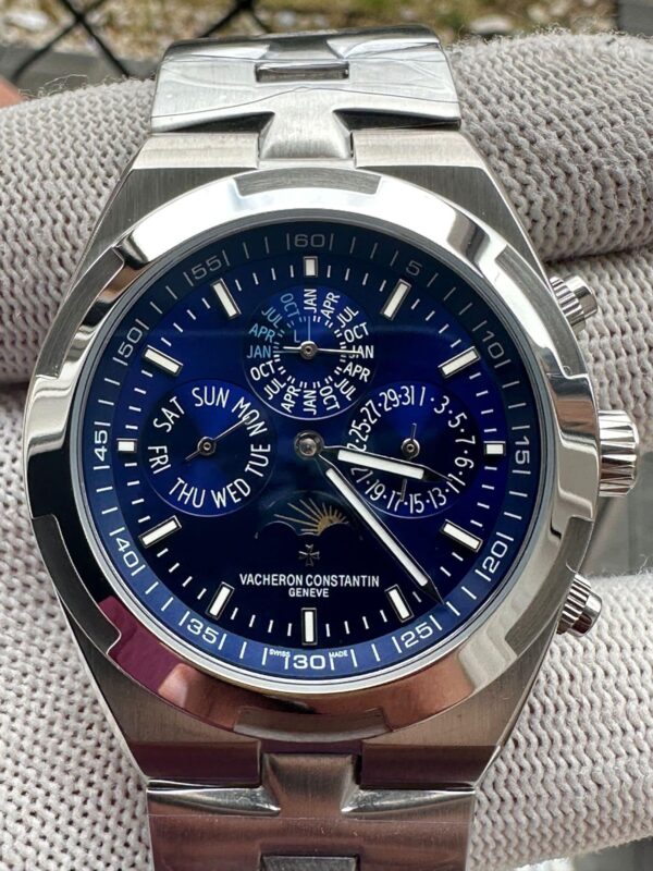 Vacheron Constantin Overseas Perpetual Calendar Ultra-thin 44mm Blue Dial