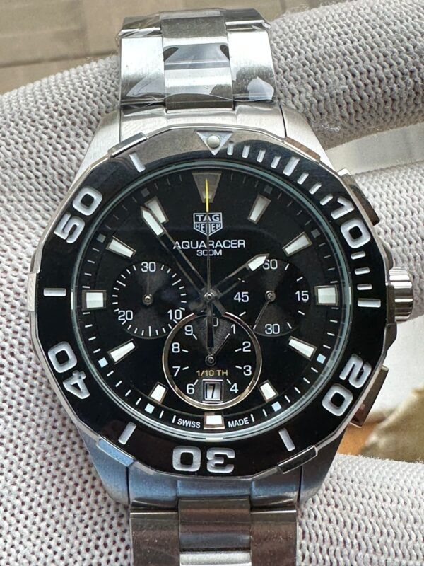 TAG Heuer Aquaracer Black Dial 43mm Swiss Quartz Movement with Chronograph watch