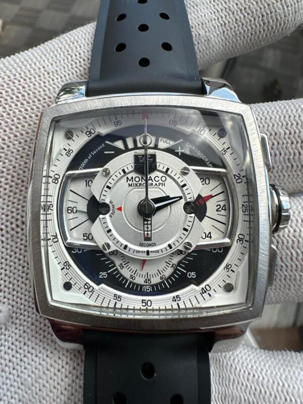 TAG HEUER MONACO MIKROGRAPH QUARTZ MOVEMENT CLASSIC 43MM STAINLESS SQUARED CASE DESIGN