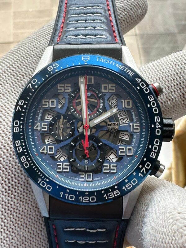 TAG HEUER CARRERA