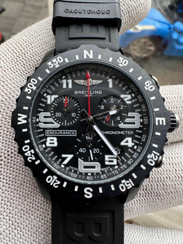 Breitling Endurance Chronometer Quartz Movement 44mm Black Dial Rubber Strap