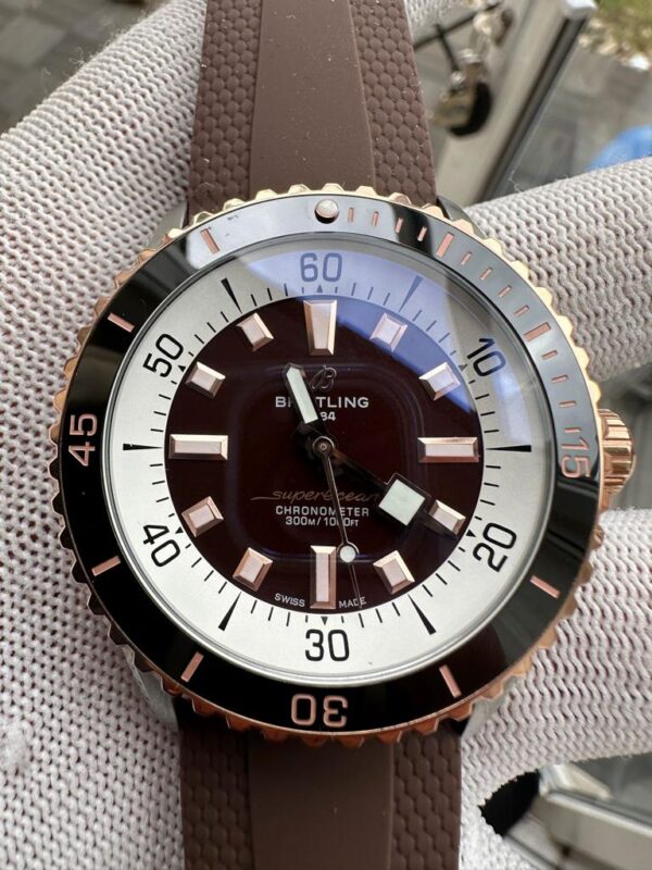 Breitling Superocean 42 Automatic